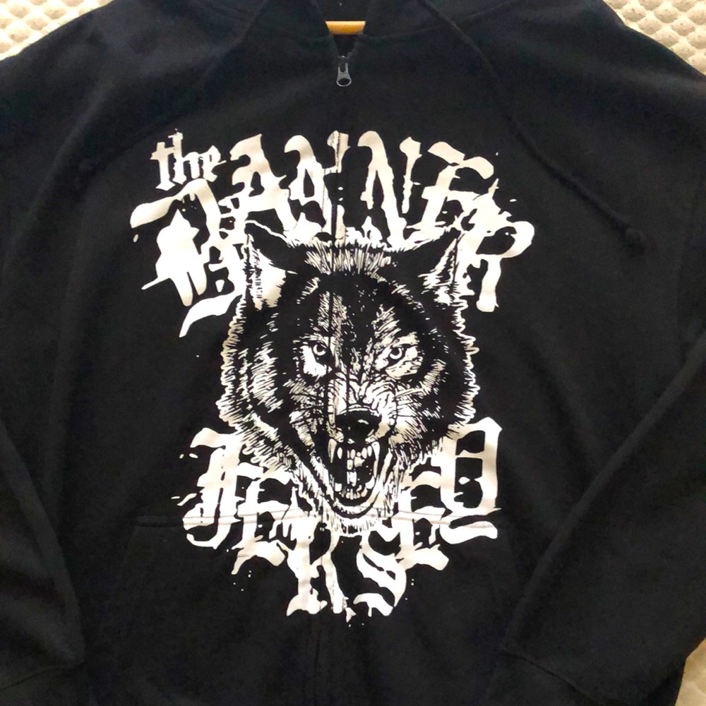 frank iero the banner new jersey wolf hoodie mcr